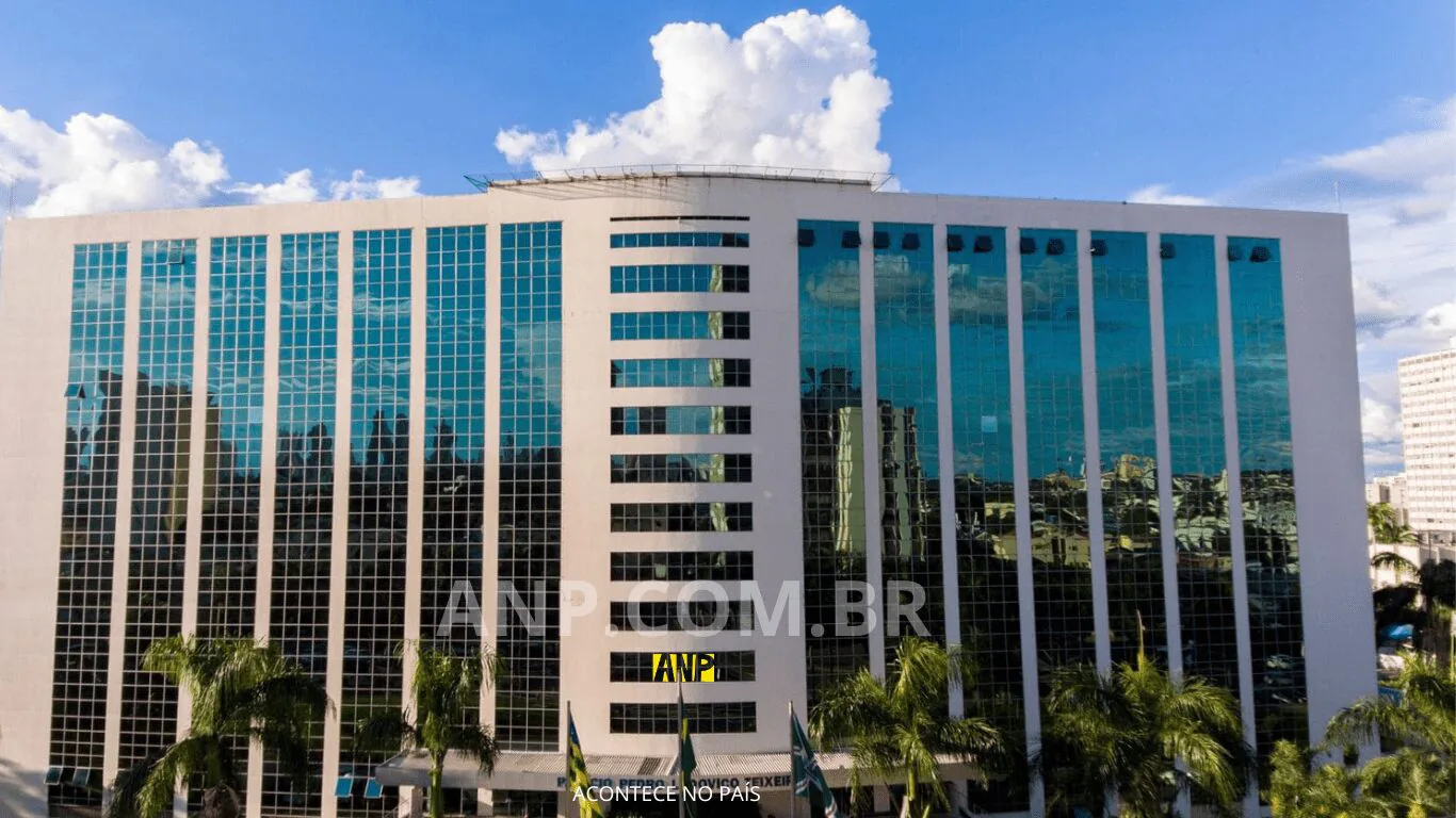 Governador de Goiás Decreta Ponto Facultativo nos Dias 23 e 30 de Dezembro de 2024
