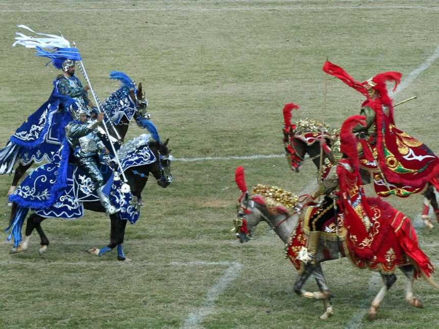 Pirenópolis vive a emoção da espera: Cavalhadas 2025 resgatam fé, cultura e orgulho goiano