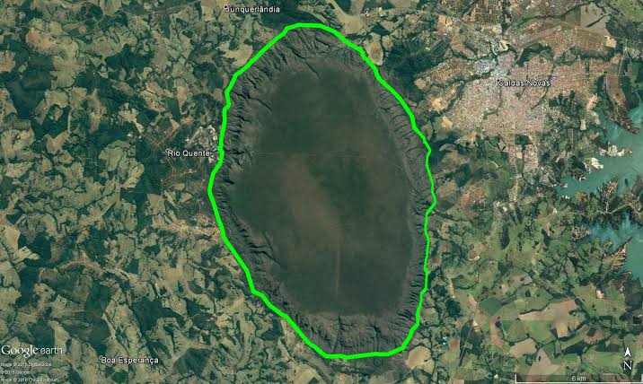Imagem da NASA impulsiona turismo na Serra de Caldas Novas e levanta teorias sobre o local
