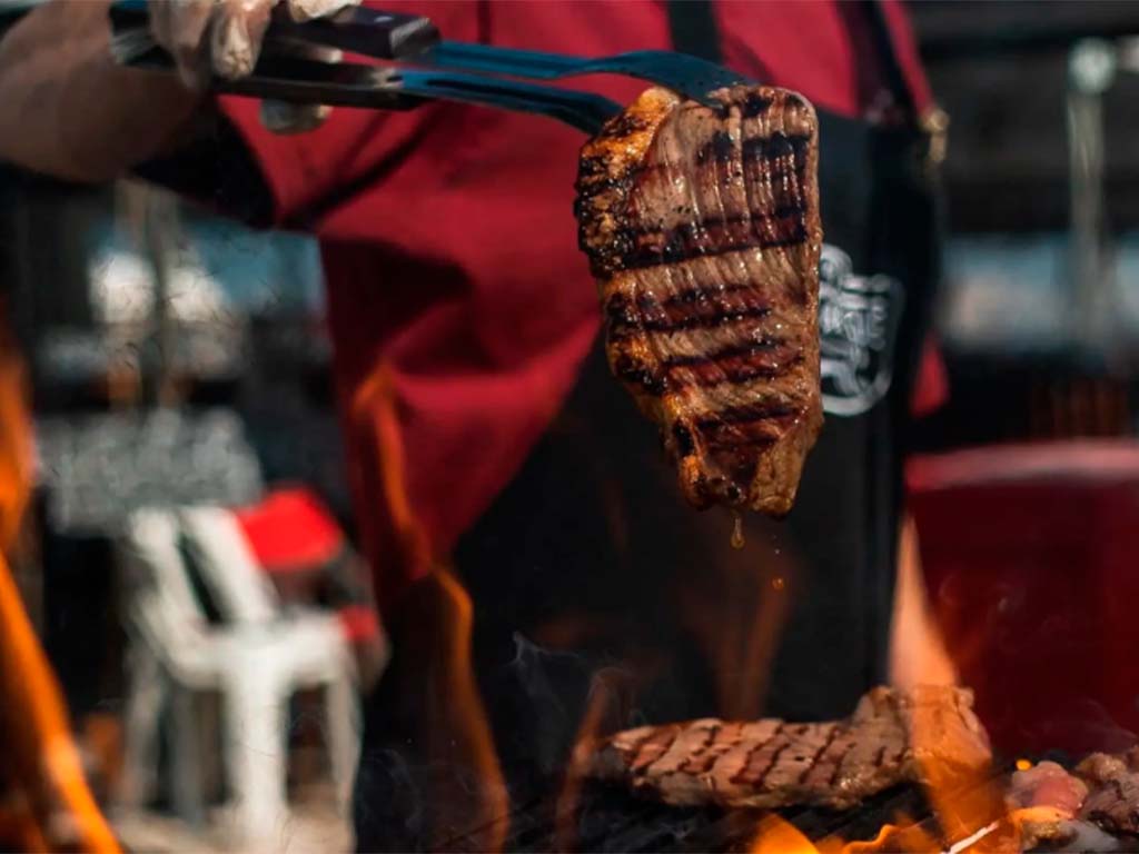 Made In Fogo — Festival BBQ chega a Goiânia com entrada gratuita, cortes nobres, shows ao vivo e espaço para toda a família