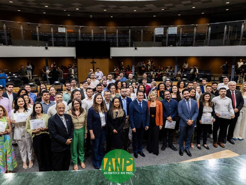 Engenheiros florestais são homenageados em sessão histórica na Assembleia  Legislativa de Goiás.