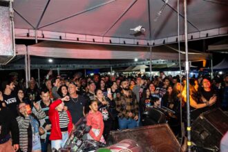 Duas rodas Moto Fest em Hidrolândia reuniu grande público com shows de rock e entrada gratuita