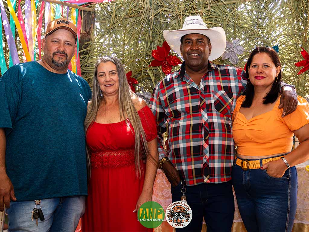 Folia do Sr. Tino emociona em Ouro Verde (GO)
