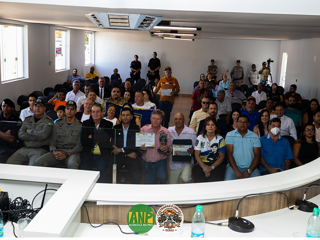 Ivolândia Homenageia Veteranos em Solenidade Emocionante na Câmara Municipal