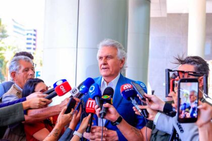 Governador Ronaldo Caiado chama ministro do Turismo de “traidor” e solicita expulsão de Celso Sabino do União Brasil