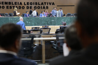 Projeto de proteção a crianças e idosos é destaque na sessão da Assembleia Legislativa.