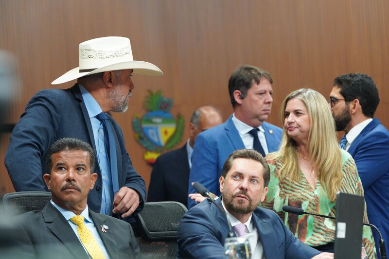 Assembleia Legislativa aprova repasses de recursos a UEG, Corpo de Bombeiros e Polícia Civil em sessão desta quarta-feira Assembleia Legislativa aprova repasses de recursos a UEG, Corpo de Bombeiros e Polícia Civil em sessão desta quarta-feira