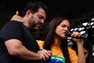 Márcio Corrêa nomeia esposa como secretária e promove mudanças no primeiro escalão