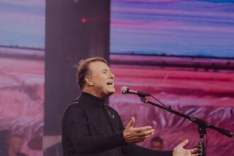 Lançamento hoje: novo clipe de Paraná — “Quem Será Seu Outro Amor / Alma Transparente (Pout‑Pourri)”