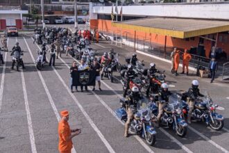 Café da manhã e passeio motociclístico celebram veteranos do Corpo de Bombeiros