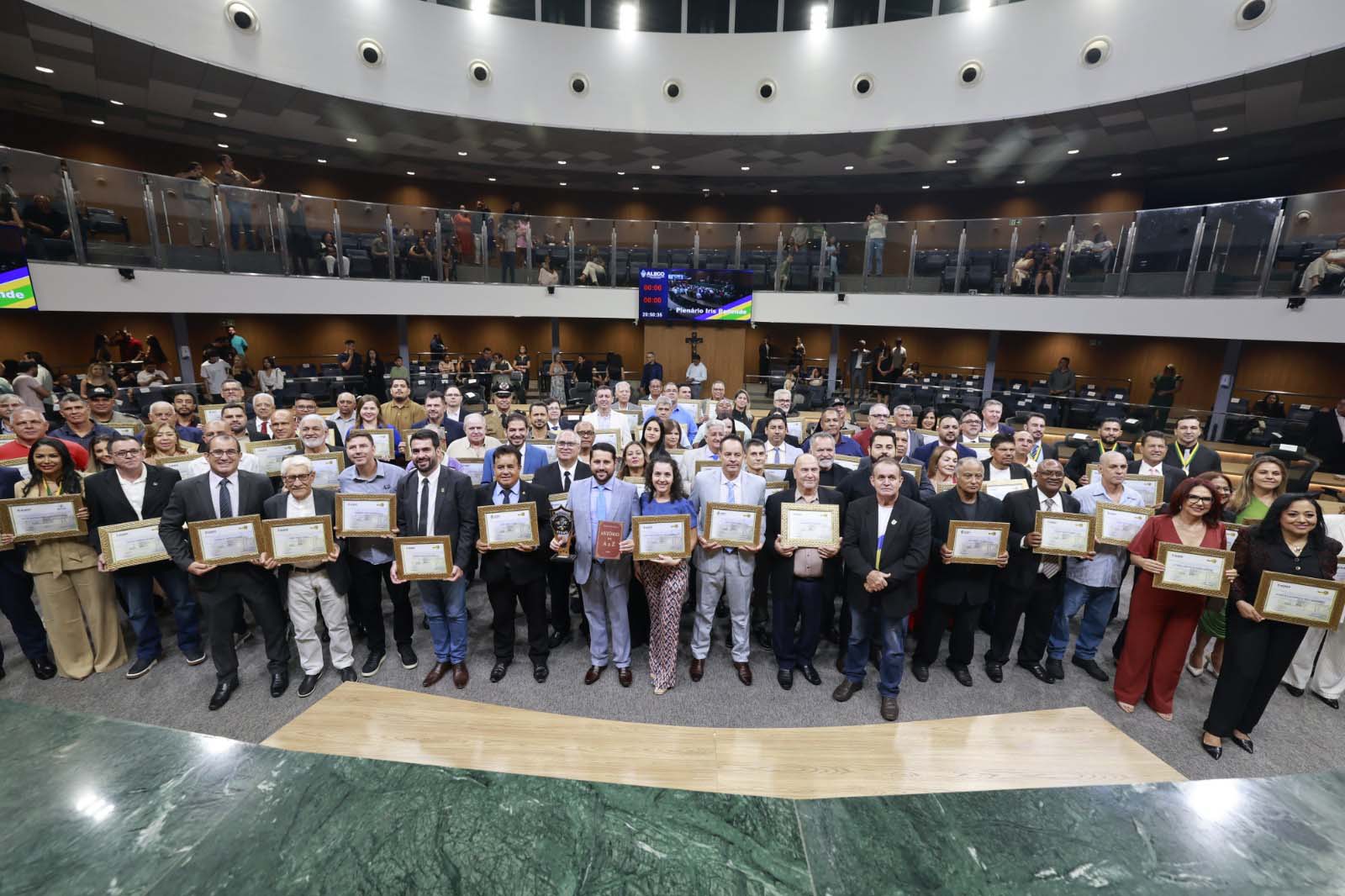AVEGO e ALEGO Juntos em Emocionante Homenagem: O Legado dos Veteranos Celebrado em Grande Estilo