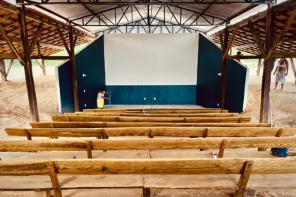 Primeiro cinema em terra indígena do Brasil é inaugurado na aldeia Koprer, em Tocantins