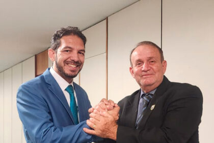 Aliança estratégica em Brasília: Coronel Almeida impulsiona Pré-candidatura de Vitor Baiocco pelo MOP