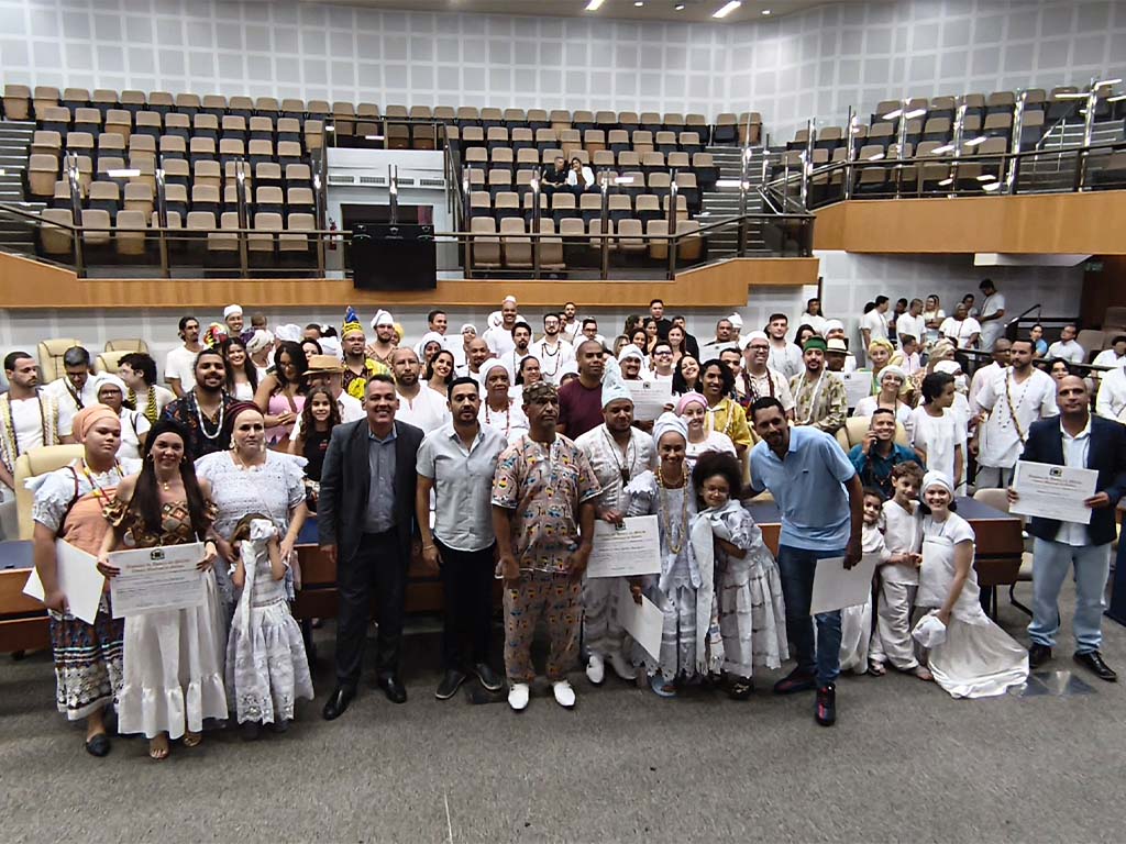 Câmara Municipal de Goiânia promove grande homenagem às religiões de matriz africana