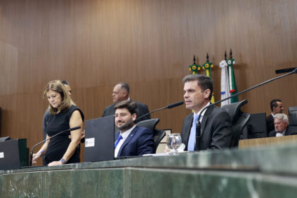 Deputados definem cronograma de audiências públicas sobre a LOA 2026 em Goiás