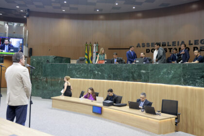 Deputados aprovam projetos que beneficiam agricultores e pecuaristas em sessão ordinária