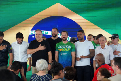 Goiânia recebe pela primeira vez serviços gratuitos do programa Deputados Aqui para a população