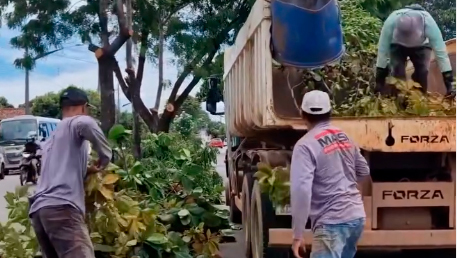 Prefeitura de Uruaçu intensifica manutenção viária e cuidados com espaços públicos