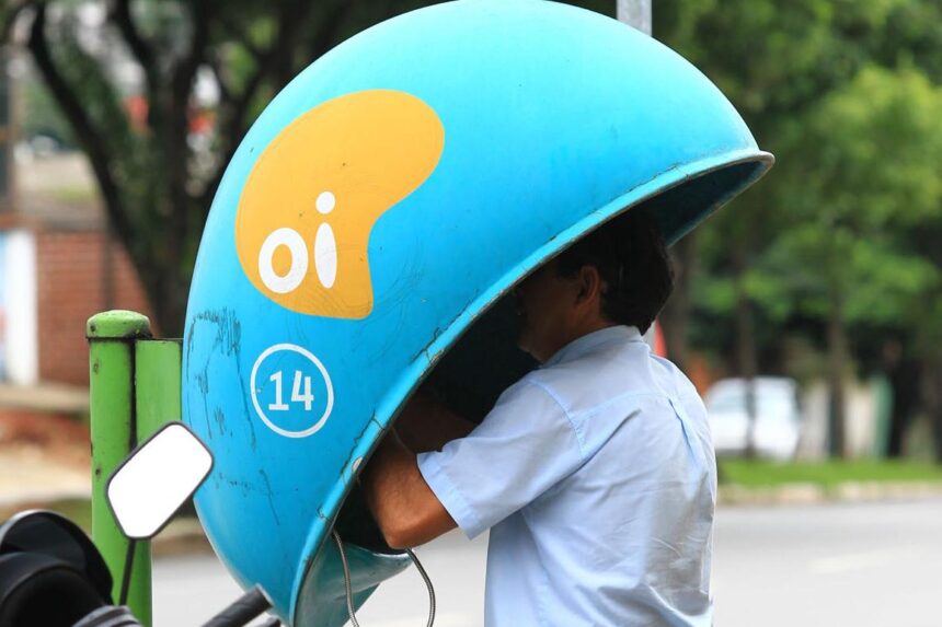 Com apenas 104 aparelhos ativos, orelhões em Goiás entram na contagem regressiva para o fim de uma era Com apenas 104 aparelhos ativos, orelhões em Goiás entram na contagem regressiva para o fim de uma era