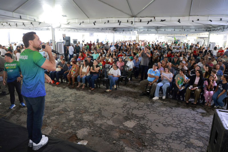 Deputados Aqui inova ao beneficiar Indiara e região com atendimento em saúde e serviços gratuitos