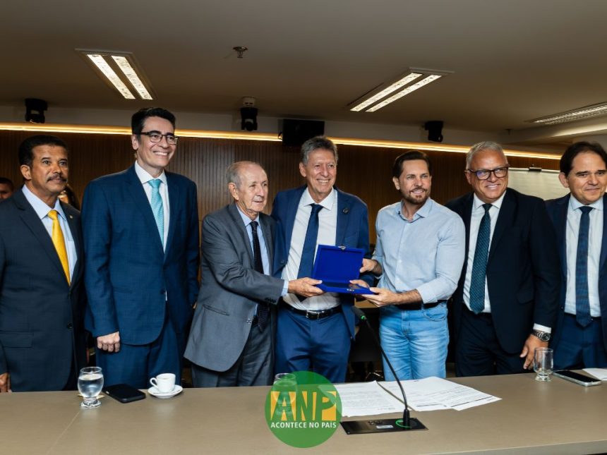 Novo presidente da hotelaria de Goiânia toma posse na Alego e reforça importância dos eventos para o setor