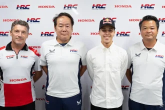 Diogo Moreira confirma patrocínio da Pro Honda para sua estreia na MotoGP 2026 com novo visual na LRC
