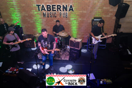 Circuito do Rock no Taberna Music Pub apresentou o Clube do Blues com clássicos de Clapton e B.B. King
