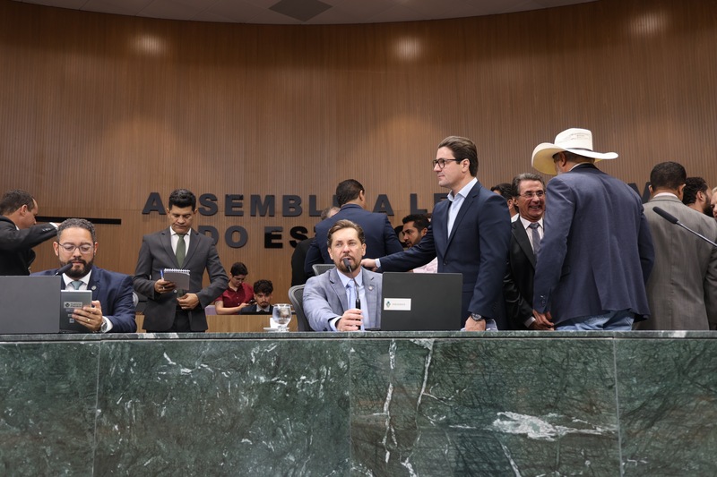 Plenário aprova iniciativas para proteção ambiental e valorização de práticas sustentáveis em Goiás