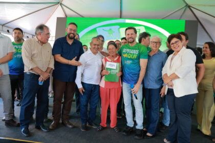 Programa Deputados Aqui oferece serviços gratuitos e cidadania a moradores de Jussara, Goiás