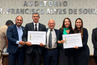 Câmara Municipal celebra os 50 anos da Loja Maçônica Adelino Ferreira Machado