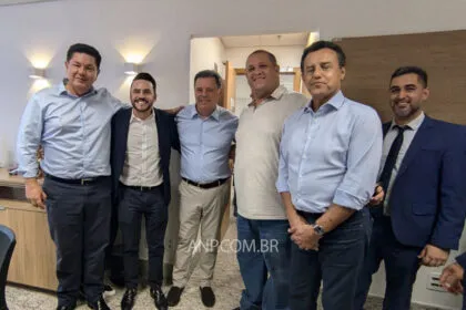 Prefeito Nivaldo Melo declara apoio a Marconi Perillo e reforça compromisso com o desenvolvimento de Pirenópolis Prefeito Nivaldo Melo declara apoio a Marconi Perillo e reforça compromisso com o desenvolvimento de Pirenópolis