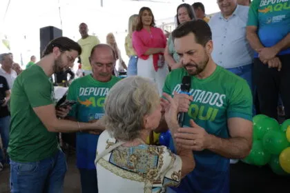 Deputados da Assembleia Legislativa promovem serviços e cultura em Minaçu, Goiás, durante evento na Praia do Sol Deputados da Assembleia Legislativa promovem serviços e cultura em Minaçu, Goiás, durante evento na Praia do Sol